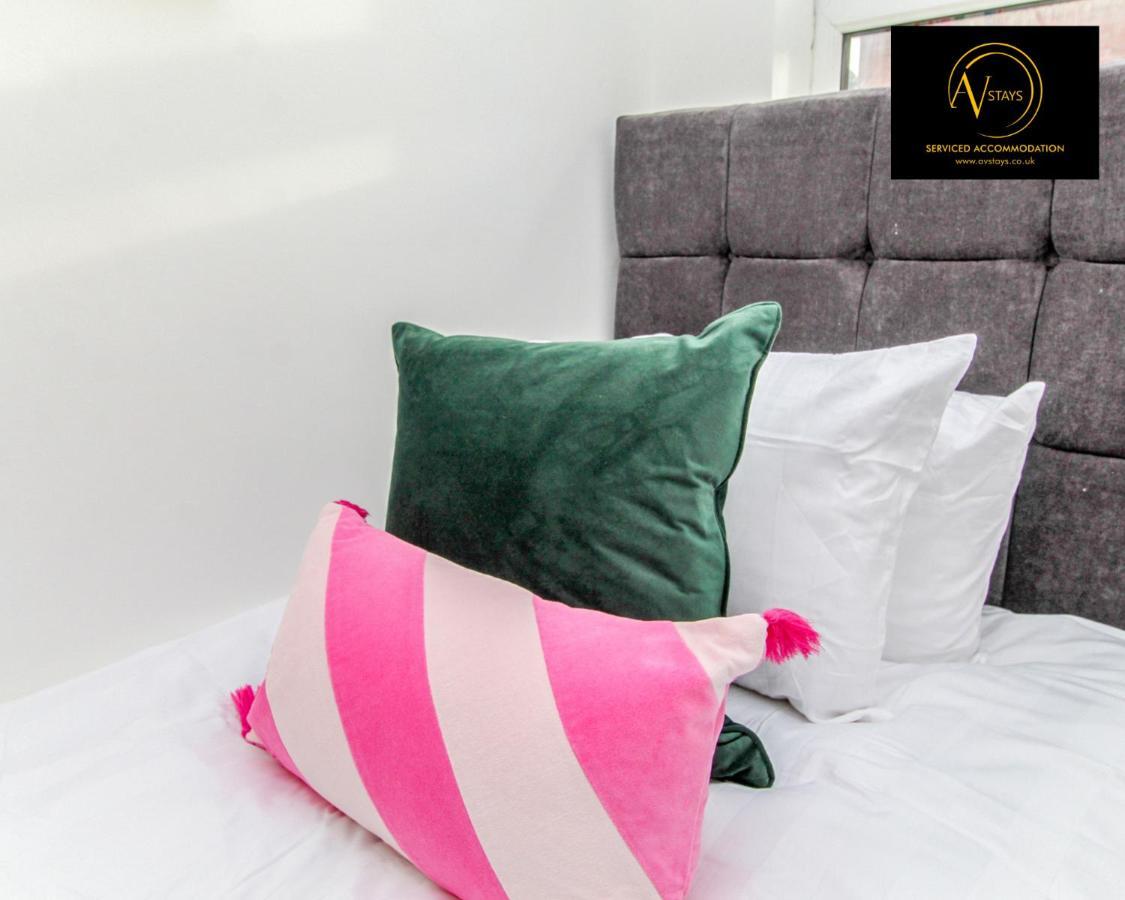 Modern House By Av Stays Short Lets & Serviced Accommodation St Helens St Helens  Exteriér fotografie